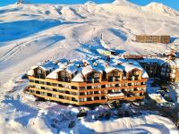 GVC 3-room 422 New Gudauri - B&B