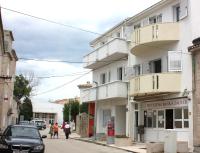 Apartments Center Pag 50 m to the sea - Ferienwohnung Pag