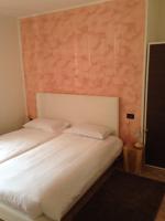 Double Room with Private External Bathroom
