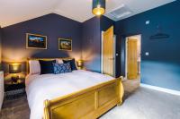 Castle Views cottage in historic village & woodfired hot tub - B&B Rhuddlan