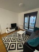 NEVA APARTMENT - Bed and Breakfast Belgrado