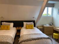 Standard Super King / Twin Bed En-suite