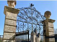 Dinan « La vie de château » manoir XIe parc étang - B&B Taden