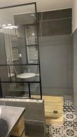 Logement sur pte cour, rez de chaussée, WIFI, CLIM - Ferienwohnung Vedène