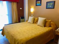 Apartamento con balcón
