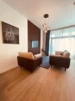 Luxury apartment on the metro facing Dubai Marina - B&B Dubai