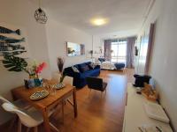 La Perla Apartment BY NAMASTE ELITE - Chambres d’hôtes Torremolinos