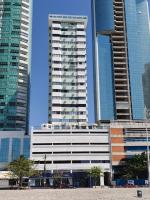 Lindo apto tudo novinho, prédio frente mar - B&B Balneário Camboriú