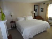 King Bed - Room 3