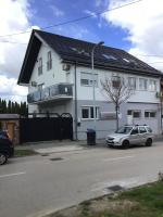 Dózsaház - Bed and Breakfast