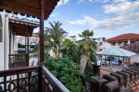 Zweibettzimmer mit Balkon