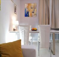 Metro Wilson Apartment - B&B Varsavia