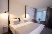 Deluxe Double Room with Terrace