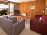 Seeblick 3 - 1BR Lakefront Apartment l Central Location l Off Street Parking - B&B Jindabyne