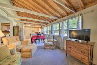 Rustic Retreat Across from Lake Family Friendly! - B&B