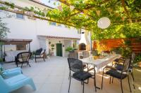 Spacious apartment by the sea 8+4 - B&B Pola