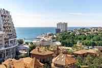 Gagarin Plaza Stylish Apartment - B&B Odesa