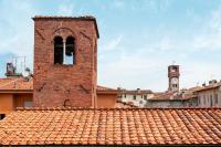Luxury Flat in Town - Lucca City Center - Bed and Breakfast