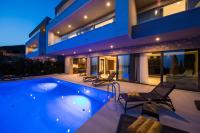 B&B Dubrovnik - Luxury Villa Helios 5* - Bed and Breakfast Dubrovnik