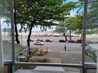 Leme de frente para o mar na Quadra Gourmet da Atlântica - B&B Rio de Janeiro