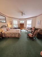 King Room with Garden View