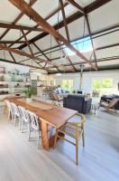 Rock Davis Luxury Beachouse - 100mtrs to Beach - B&B Patonga