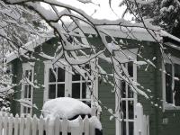 Woodland Cabin With private Wood-Fired Hot-Tub - B&B Farnham