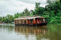 Grand Villa Houseboat - B&B Kumarakom