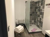 Apartamento con balcón