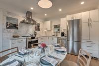 Reno Home < 1 Mile to Midtown & Truckee River - Bed and Breakfast Reno
