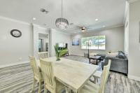 Beautiful Getaway about 4 Miles to Venice Beach! - B&B Venice