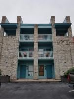 Charming SPI family condo - walking distance to the beach, Sleeps 6, Third Floor, 2026 Traveler Award - Chambres d'hôtes South Padre Island
