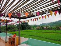 อยู่ดินกินดีฟาร์มสเตย์ - B&B Mae Rim