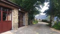 Scafell Cottage on The Big "W" Ranch - Bed and Breakfast