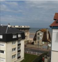 Appartement à 50 m de la plage avec WIFI - B&B Villers-sur-Mer