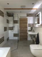 Apartment mit Balkon