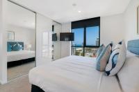 Two Bedroom Apartment with Ocean View