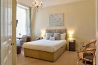 King Room with En-Suite Shower