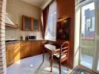 B&B Dnipro - Apartment with city history in the center - Bed and Breakfast Dnipro