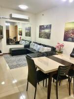 Field Residences - Bed and Breakfast Manilla