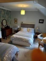 B&B Selkirk - The Tushielaw Inn - Bed and Breakfast Selkirk