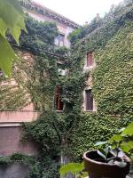Alda Sunflowers - B&B Catania