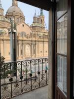 VTZ El Balcón a la Basílica V - vistas inmejorables a la Basílica del Pilar! - Bed and Breakfast