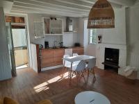 Maison avec jardin dans petit bourg typiquement Percheron - Le Colombier - B&B Boissy-Maugis