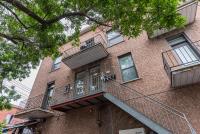 2 Bedroom Luxury in the Mile End by Den Stays - Ferienwohnung Montreal