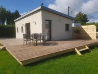 Petite maison neuve, plain-pied, proche des plages - Ferienwohnung