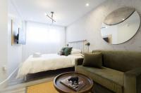 Serene and Styled Little Italy Studio full bath by Den Stays - B&B Montréal