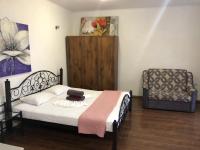 B&B Dnipro - Doba In Ua Centre Apartments - Bed and Breakfast Dnipro