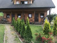 Domki Złota Rybka nad Jeziorem Solińskim jacuzzi - B&B Zawóz