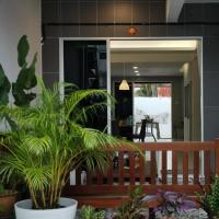 Merdeka One Homestay 8pax 4Rooms - B&B Sibu